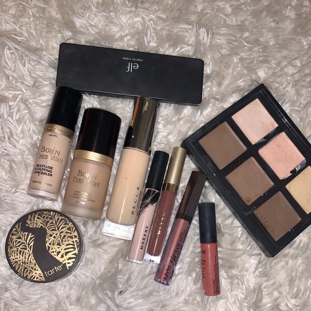 Make up bundle